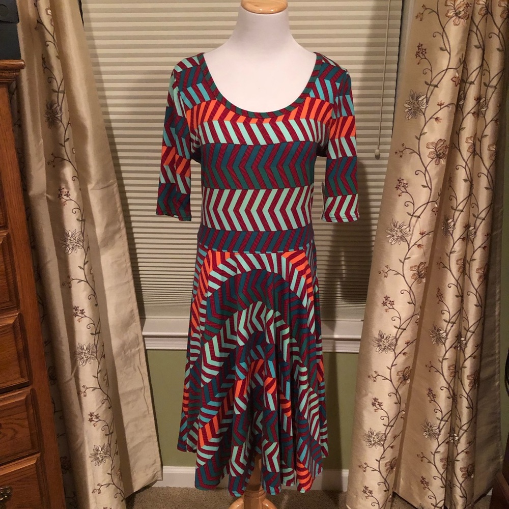 LulaRoe Nicole Dress - L - NWT